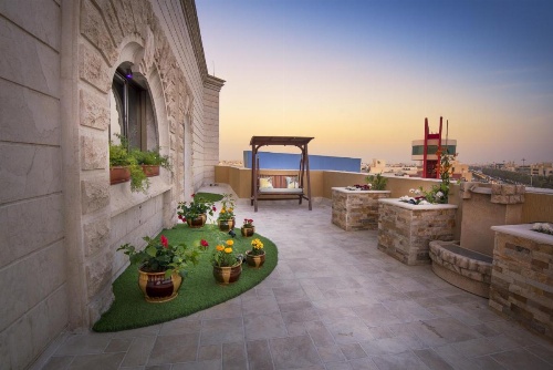 Mira Trio Hotel image 11