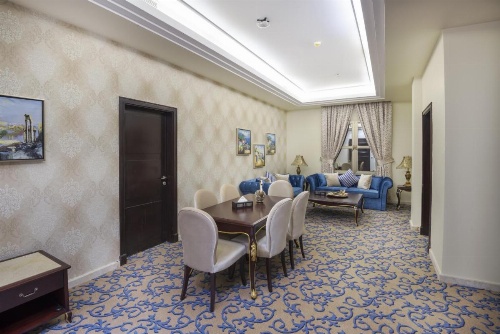 Mira Trio Hotel image 13