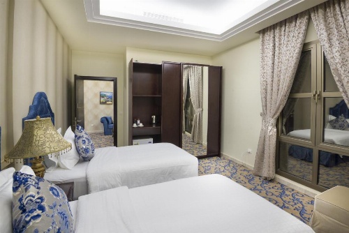 Mira Trio Hotel image 16